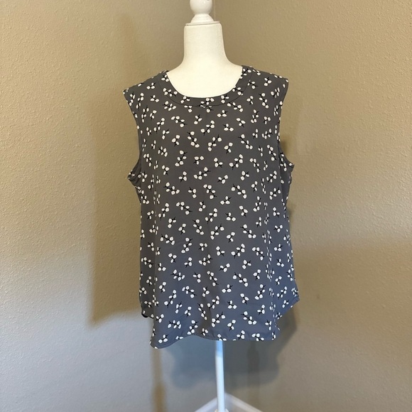 Anne Klein Floral Sleeveless Grey Blouse - Picture 2 of 8